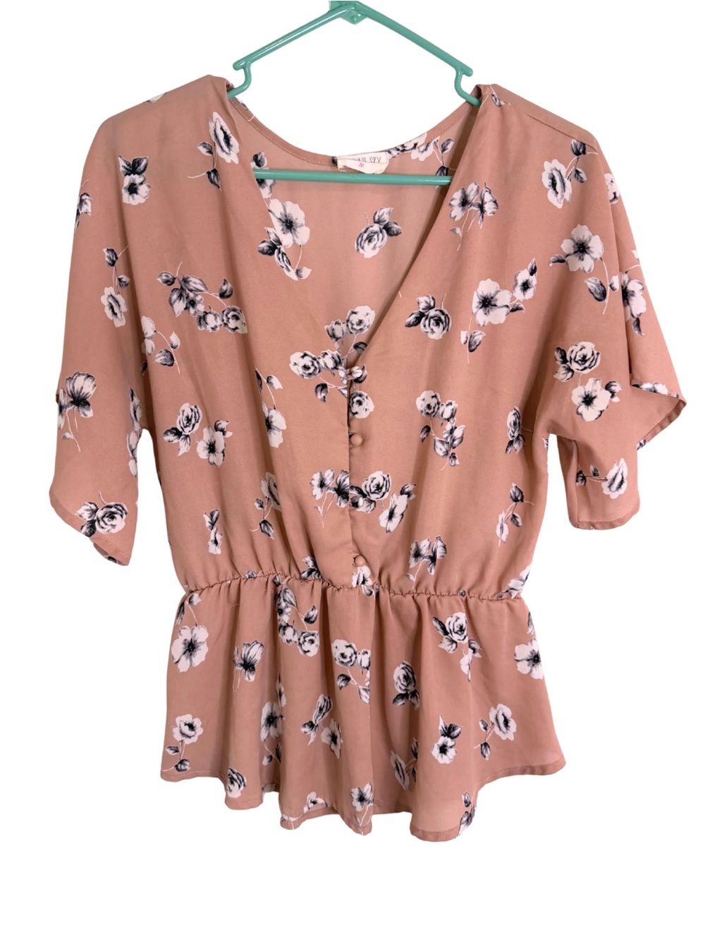 Sienna Sky Floral V-Neck Short Sleeve Peplum Top Size Medium